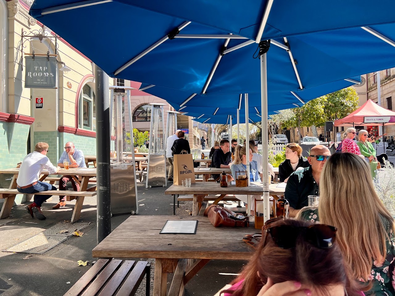 Outdoor tables at Endeavour Tap Rooms in The Rocks